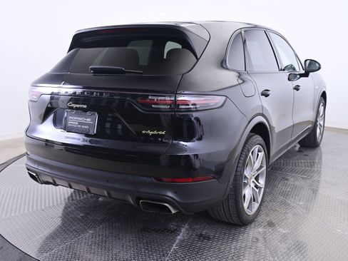 Used 2019 Porsche Cayenne E-Hybrid image 7