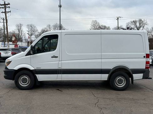 Used 2016 Mercedes-Benz Sprinter 2500 w/ Driver Comfort Package image 5