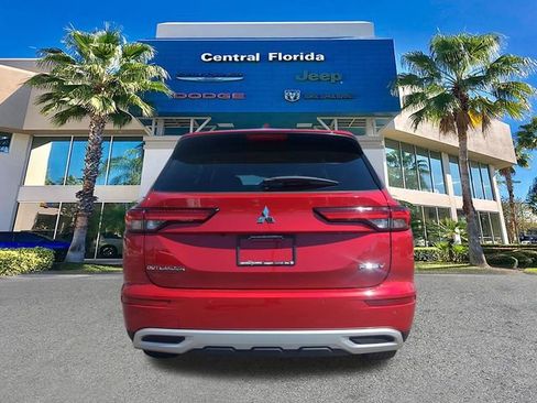 Used 2024 Mitsubishi Outlander SE AWD/4WD image 6
