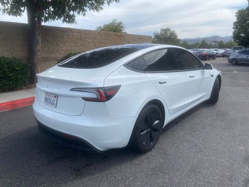 Used 2024 Tesla Model 3 Standard Range RWD image 8