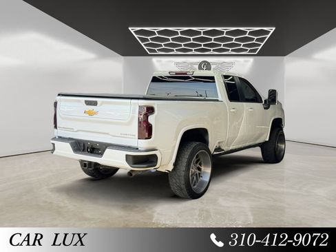 Used 2022 Chevrolet Silverado 2500 Custom w/ Custom Convenience Package AWD/4WD image 5