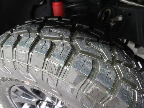 Used 2021 Ford F250 Lariat image 7