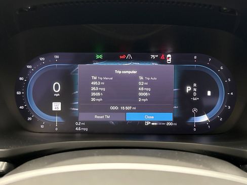 Used 2025 Volvo S60 B5 Plus image 13