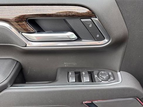 New 2026 GMC Sierra 1500 Elevation image 11