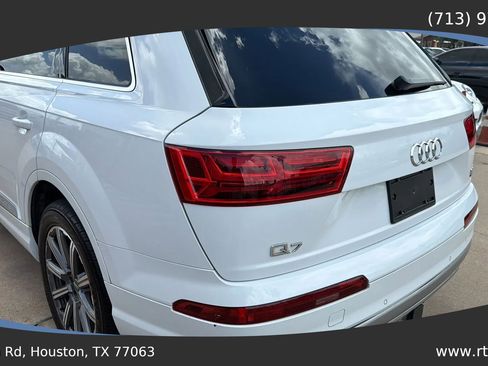Used 2018 Audi Q7 3.0T Prestige AWD/4WD image 18