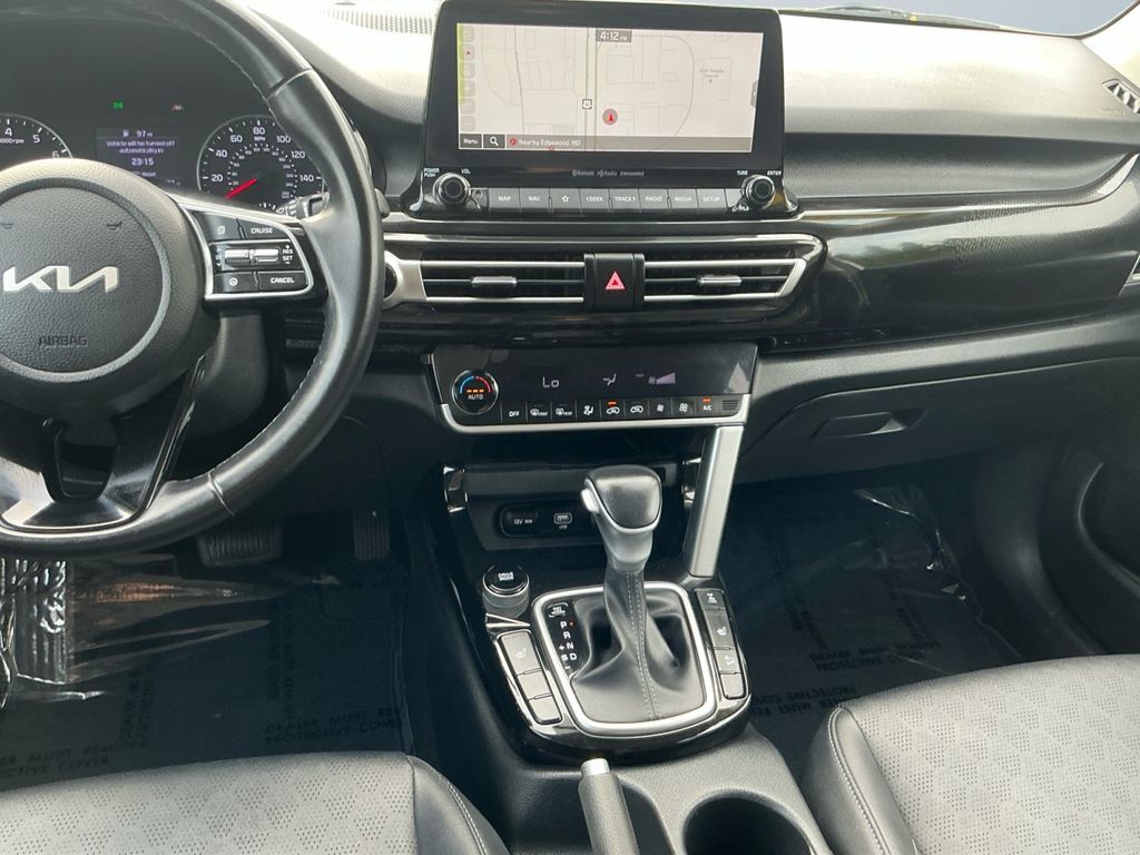 Used 2023 Kia Seltos EX AWD/4WD image 12