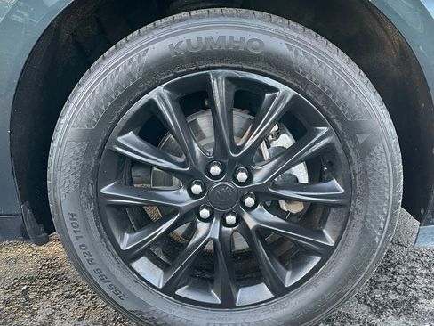 Used 2019 Buick Enclave Premium w/ Experience Buick Package AWD/4WD image 9