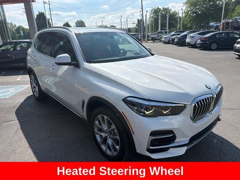 Used 2022 BMW X5 xDrive40i w/ Premium Package AWD/4WD image 9