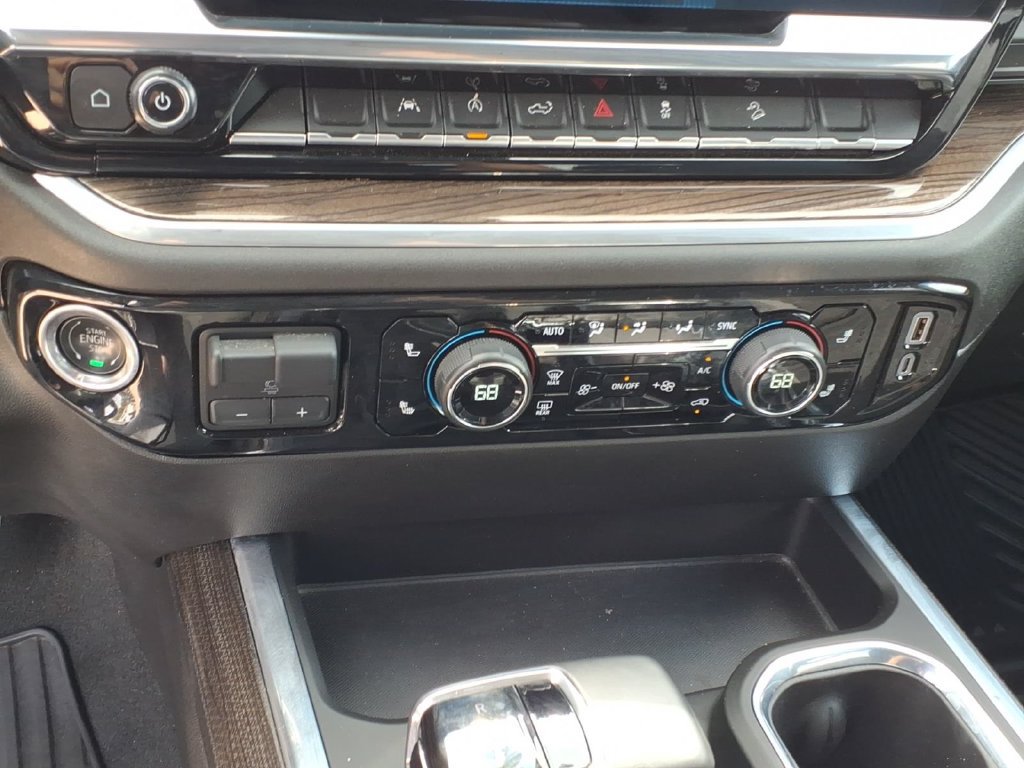 Used 2025 Chevrolet Silverado 1500 LT w/ Z71 Off-Road Package AWD/4WD image 19