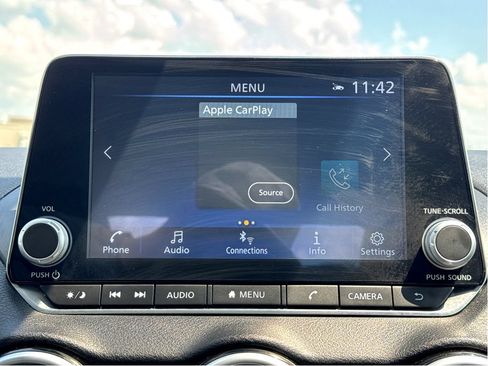 Used 2025 Nissan Sentra SR w/ SR Premium Package FWD image 21