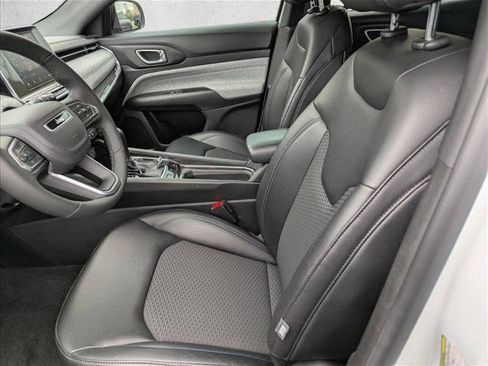 New 2026 Jeep Compass Latitude AWD/4WD image 21