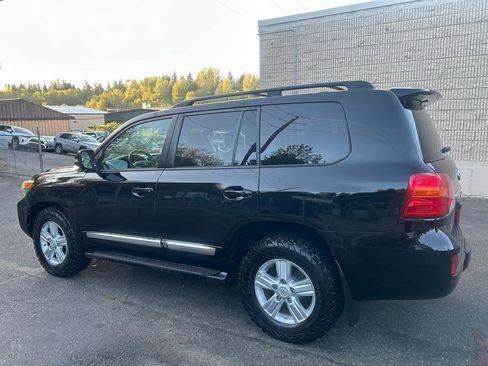 Used 2013 Toyota Land Cruiser AWD/4WD image 6