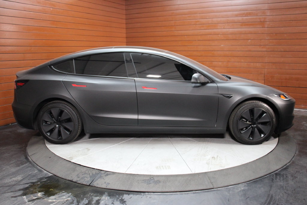 Used 2025 Tesla Model 3 Long Range RWD image 37