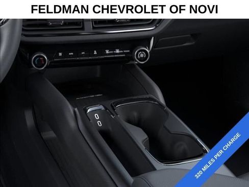 New 2026 Chevrolet Equinox EV RS AWD/4WD image 24