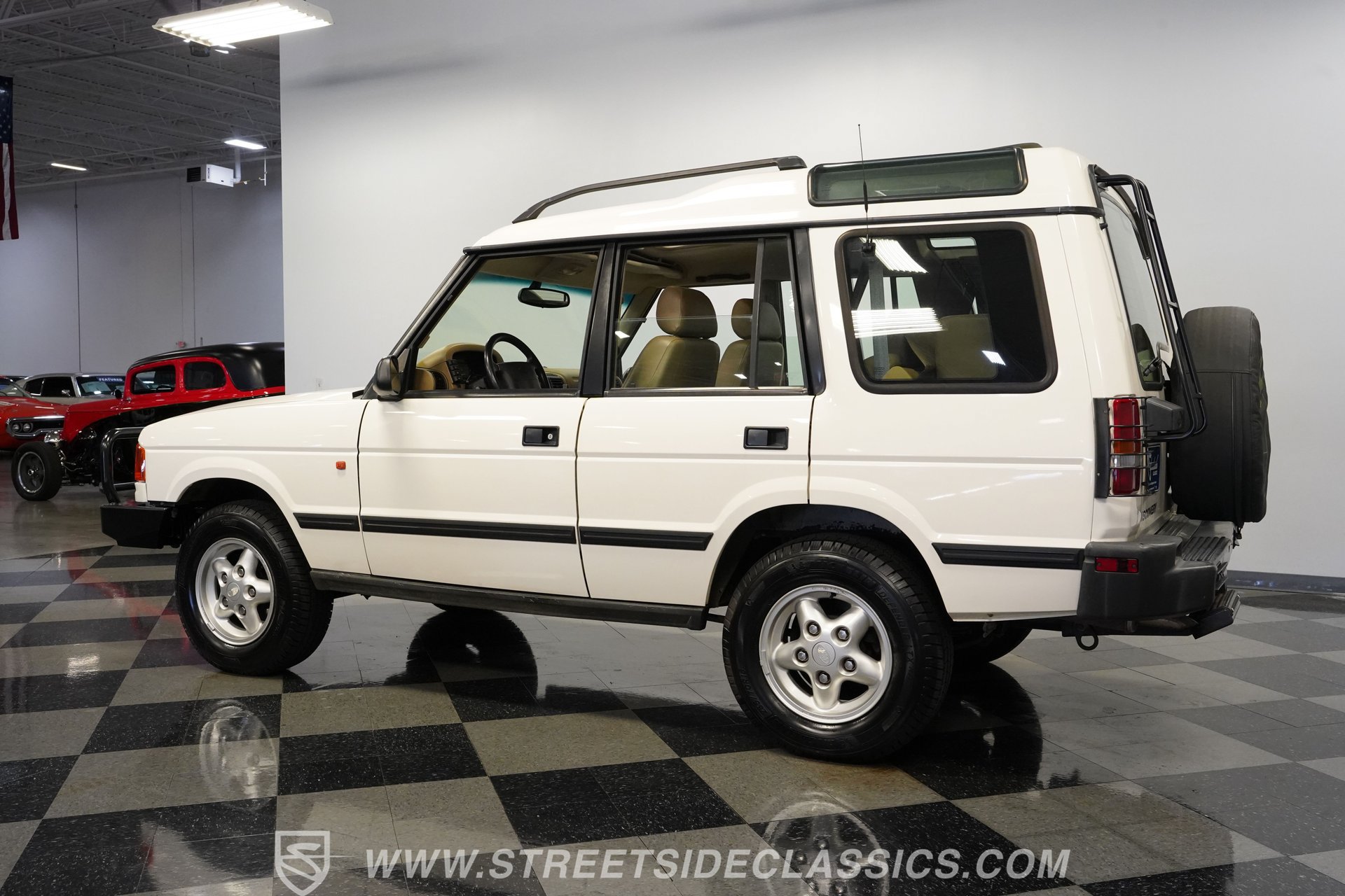 Used 1996 Land Rover Discovery AWD/4WD image 9