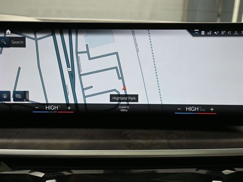 Used 2023 BMW X7 xDrive40i w/ Premium Package AWD/4WD image 14