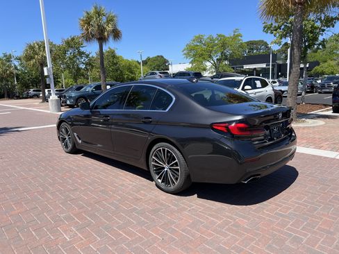 Used 2023 BMW 530i w/ Premium Package RWD image 8