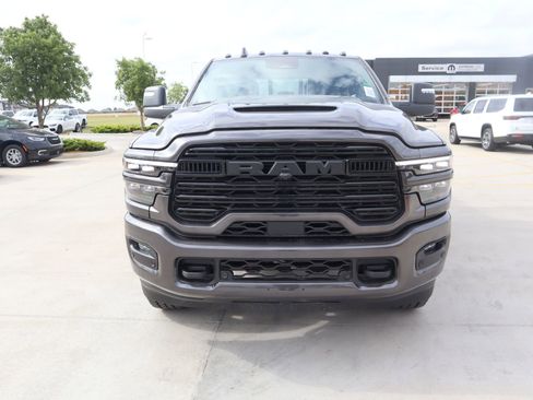 New 2026 RAM 2500 Laramie w/ Night Edition AWD/4WD image 10