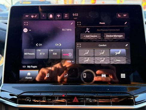 Used 2025 Jeep Compass Limited image 22