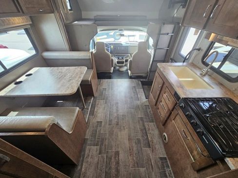 Used 2018 Ford E-450 and Econoline 450 Super Duty w/ Motorhome Prep Package image 16