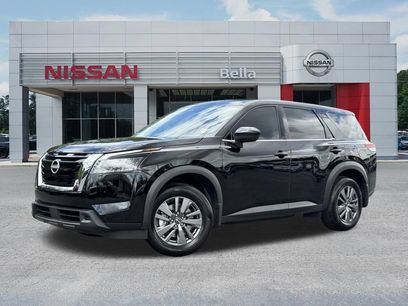Certified 2025 Nissan Pathfinder S