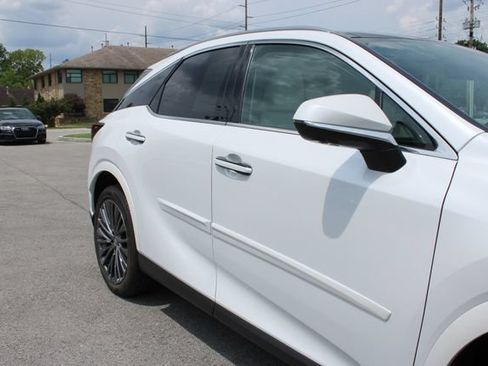 Used 2025 Lexus RX 350 AWD w/ Convenience Package image 45