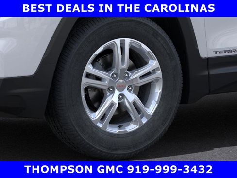 New 2023 GMC Terrain SLE image 12