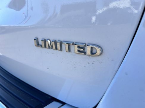 Used 2020 Jeep Grand Cherokee Limited RWD image 5