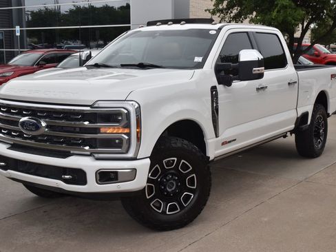 Used 2024 Ford F250 Platinum image 45