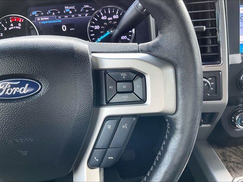 Used 2019 Ford F250 Lariat w/ Lariat Ultimate Package AWD/4WD image 18