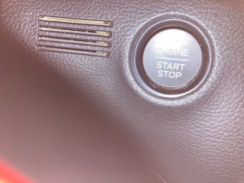 Used 2020 Ford Ranger Lariat w/ Equipment Group 501A Mid image 22