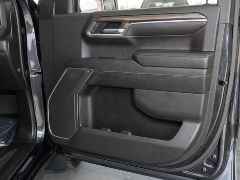 Used 2023 Chevrolet Silverado 1500 LT RWD image 43