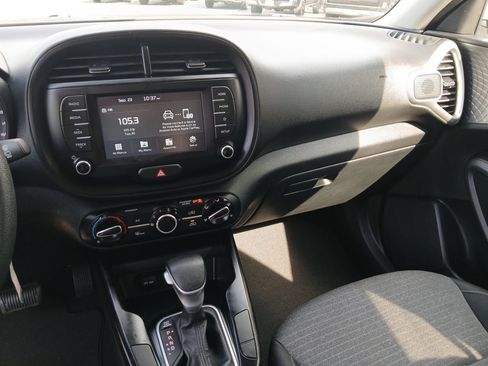 Used 2021 Kia Soul S image 21