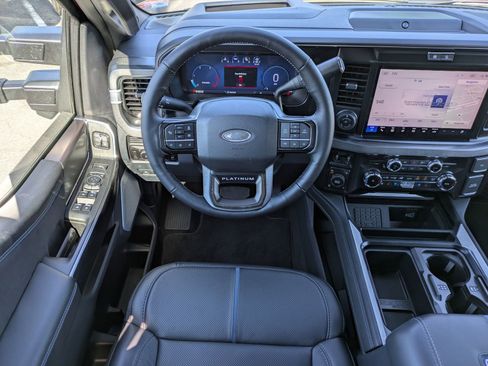 New 2026 Ford F250 Platinum w/ FX4 Off-Road Package AWD/4WD image 17