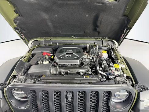 Used 2021 Jeep Wrangler Unlimited Rubicon AWD/4WD image 30