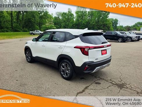 Used 2024 Kia Seltos LX AWD/4WD image 5