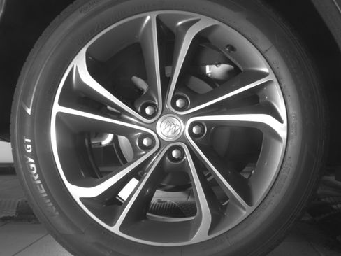 Used 2022 Buick Encore GX Select FWD image 31