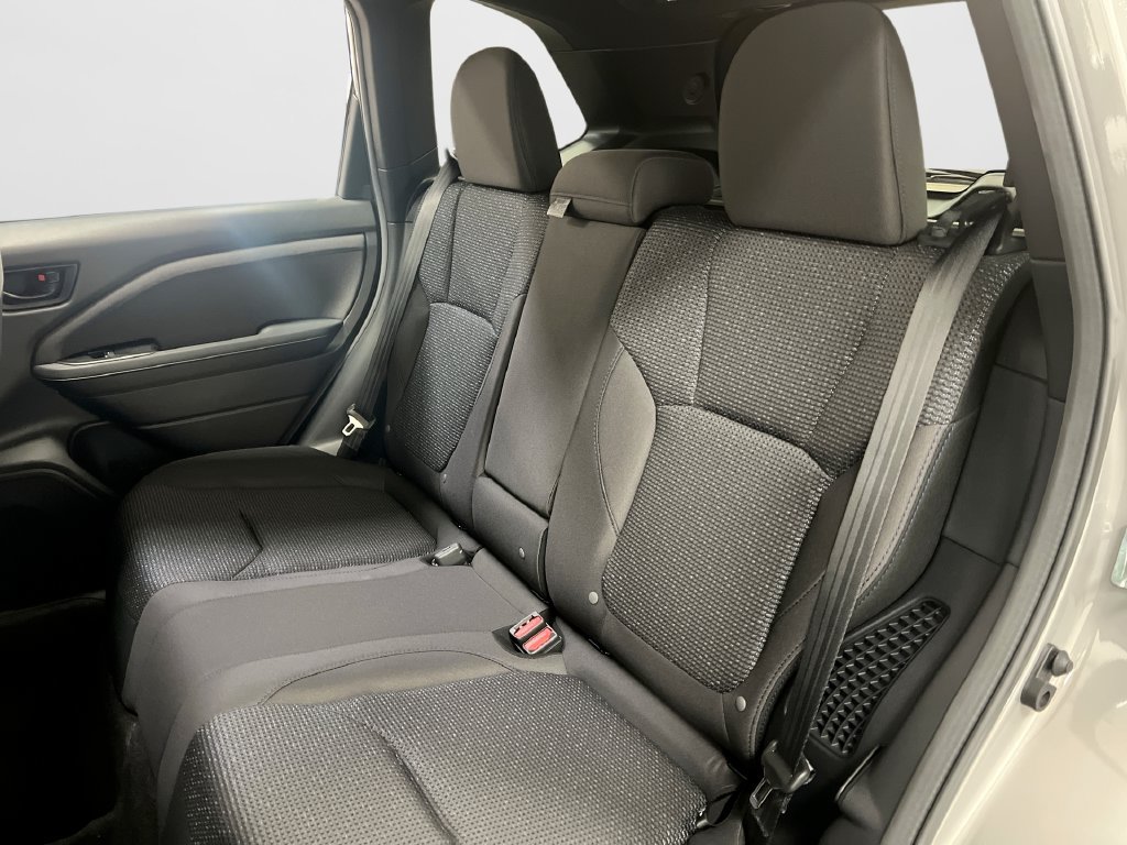 New 2026 Subaru Forester Premium AWD/4WD image 32