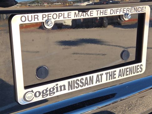 Used 2023 Nissan Murano SV image 18