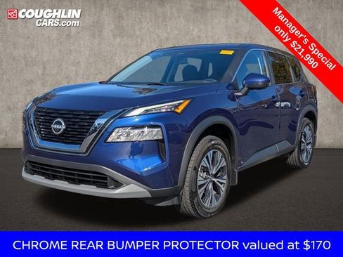 Certified 2023 Nissan Rogue SV image 3