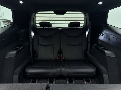 Used 2023 Cadillac XT6 Premium Luxury image 38