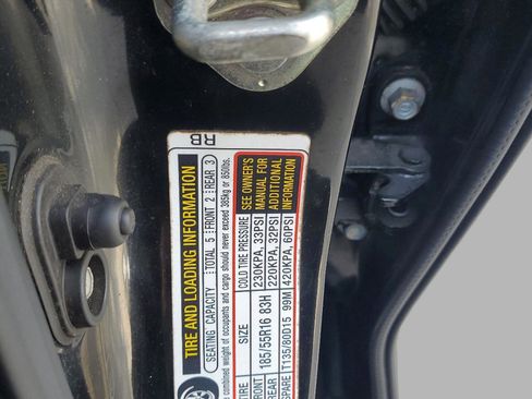 Used 2015 Honda Fit EX image 30