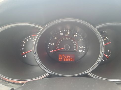 Used 2011 Kia Sorento EX w/ Premium Pkg image 22