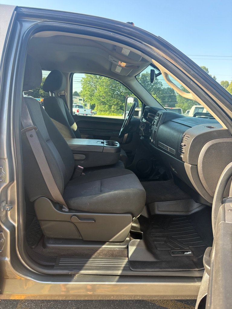 Used 2012 GMC Sierra 3500 SLE AWD/4WD image 12