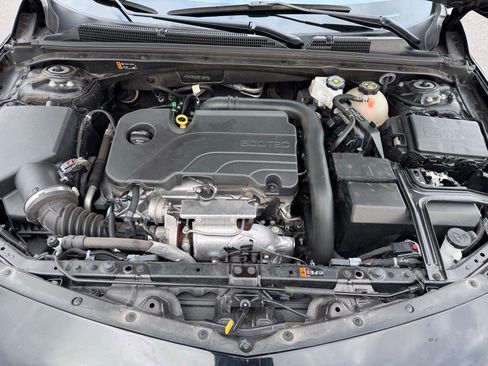 Used 2024 Chevrolet Malibu LT image 9