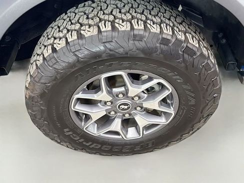 Used 2025 Ford Bronco Badlands AWD/4WD image 30
