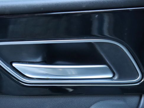 Used 2018 Jaguar F-PACE R-Sport image 24