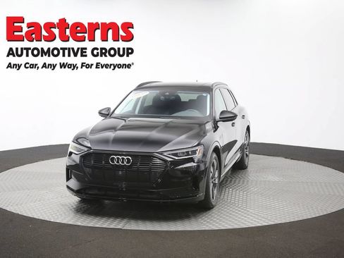 Used 2021 Audi e-tron Premium w/ Convenience Plus Package AWD/4WD image 57