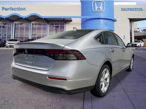 New 2026 Honda Accord LX image 5