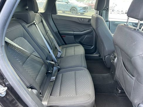 Used 2025 Ford Escape Active AWD/4WD image 30